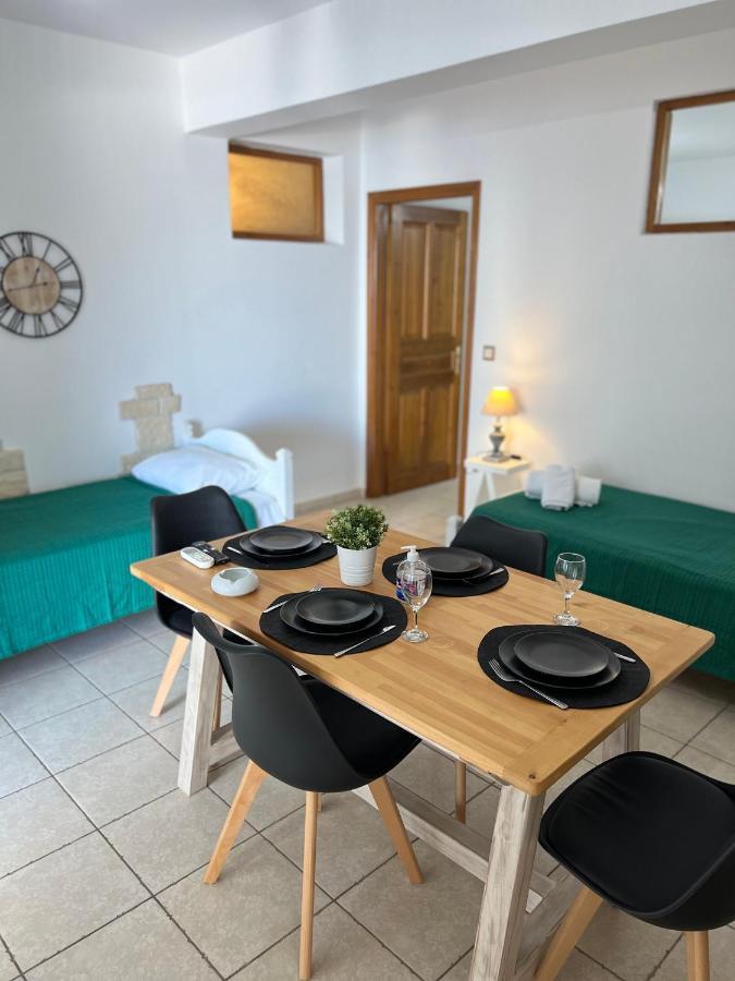 Katerina Apartments & Studios Naoussa Esterno foto