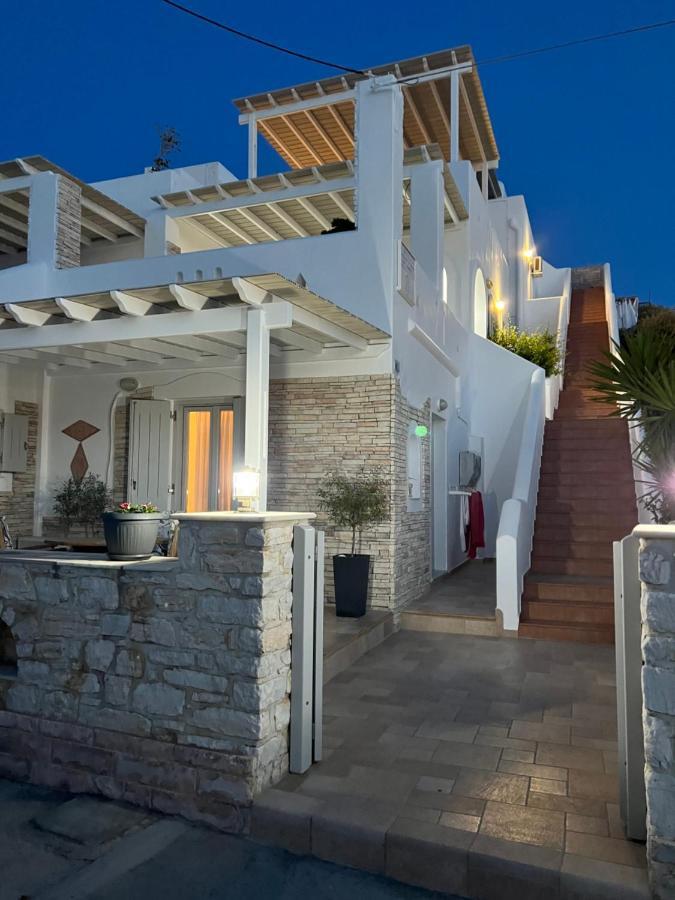 Katerina Apartments & Studios Naoussa Esterno foto